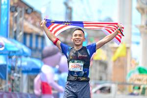 BIB: 5603
                            <button type="button" onclick="openModal(24883047)" class="btn btn-primary btn-sm float-right btn-popup" data-toggle="modal" data-target=".modal-high-quality">
                        <i class="fas fa-shopping-cart"></i> Add to Cart
                    </button>
                                            <button type="button" onclick="isThisMe(24883047, true)" class="btn btn-success btn-sm float-right btn-popup btn-isme hidden" data-toggle="tooltip" data-placement="bottom" title="นี่คือรูปของคุณใช่ไหม คลิกที่นี่เพื่อเอาเข้าอัลบั้ม">
                        <i class="fas fa-plus"></i> Add to album
                    </button>
                    <button type="button" onclick="isThisMe(24883047, false)" class="btn btn-warning btn-sm float-right btn-popup btn-isnotme hidden">
                        <i class="fas fa-ban"></i> Remove from album
                    </button>